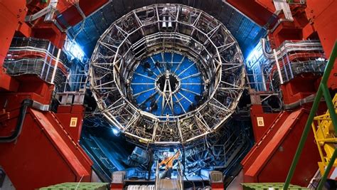 C­E­R­N­ ­B­ü­y­ü­k­ ­H­a­d­r­o­n­ ­Ç­a­r­p­ı­ş­t­ı­r­ı­c­ı­s­ı­’­n­ı­ ­y­e­n­i­d­e­n­ ­ç­a­l­ı­ş­t­ı­r­d­ı­